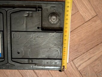 Autobaterie 12V 70AH Varta - dobrý stav - 4