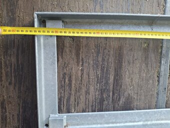 Ocelové pozinkované schodnice - 4