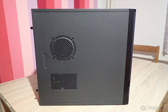 Stolní počítač - 4