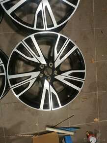 Origo alu kola BMW i8 styl 470 20" - 4
