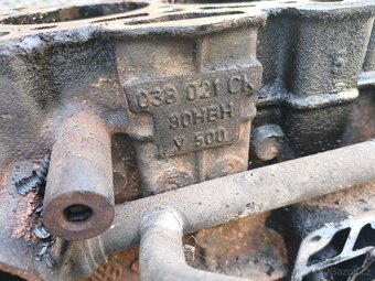 Motor bkd 2.0 103kw díly - 4