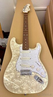 Elektrická kytara Fokus Stratocaster model 2025 - 4