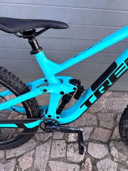 TREK SLASH 8 M\L - 4