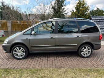 Volkswagen Sharan 2.0Tdi 103kw 7-Míst - 4