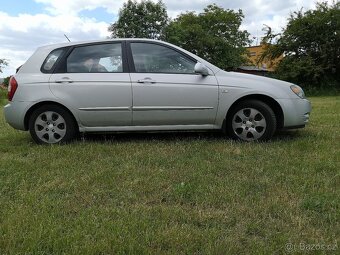 KIA CERATO 2004 BENZÍN DIGIKLIMATIZACE - 4