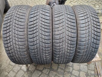 215/65/17 zimni pneu BRIDGESTONE 215/65 R17 - 4