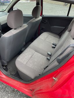 Prodám Dacia Sandero r.v.2008, motor 1,4 benzin - 4