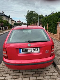 Škoda Fabia 1,4, 74 kW combi červená - 4