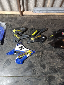 Plasty na YAMAHA 250 YZ - 4