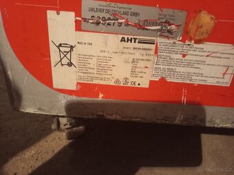 Prosklený pultový Mrazák - 4