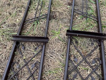 RETRO POLICOVÝ STOJAN. - 4