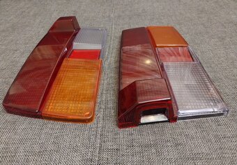 Škoda 120 Rapid - zadní kryty světel model M - 4