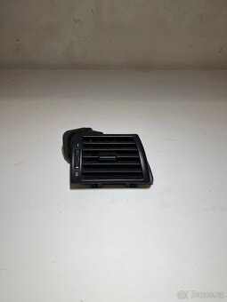 E46 výdechy palubky - 4