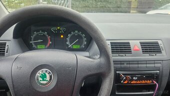Skoda Fabia - 4