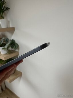 Apple iPad Air 2022 (10,9”), Wi-Fi 256 GB Space Grey - 4