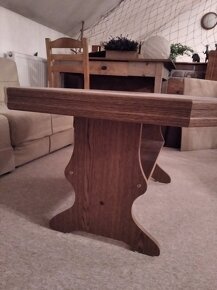 Konferenční stolek - 4