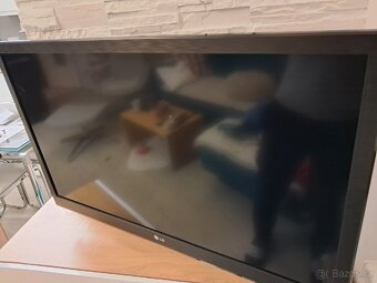 Televizor LG 42LV3550 - 4