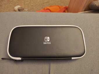 Nintendo Switch - 4