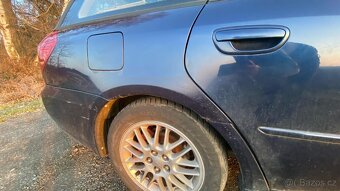 Subaru Legacy 2004 2.5 121kw - 4