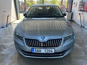 Prodám Škoda Superb 2.0 TDI, DSG. Style plus, DPH - 4
