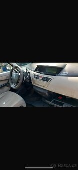 Citroen C4 Picasso 1.6 HDI pouze díly - 4