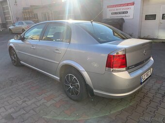 Opel Vectra 1.9 CDTI - 4