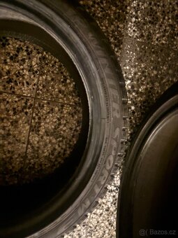 225/45/R18 zimni pneu vzorek 2x6 + 2x8 mm - 4
