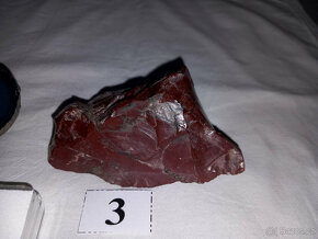 S82 Sbírka minerálů - drahokamové odrůdy minerálů - 4