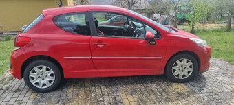 Peugeot 207 1.4 i třídveřový - 4