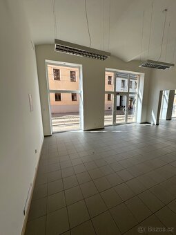 Pronájem - Obchodní prostory v centru Liberce 75m2 - 4