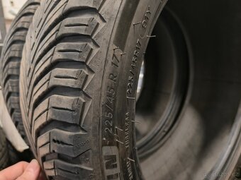 2x celoroční pneu Michelin 225/45R17 - 4