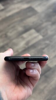 iPhone 7 32GB - 4