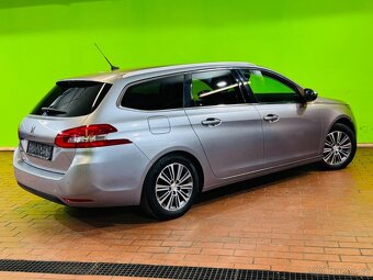 Peugeot 308 SW BlueHDi 130 Allure rok 2021 - 4