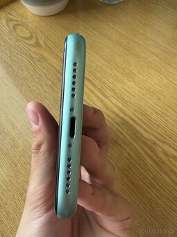 Iphone 11 zelený - 4