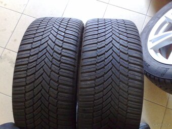 alu kola skoda 5x112 r18 original škoda 225/40/18 - 4
