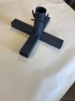 Stojan na vánoční stromek - 4