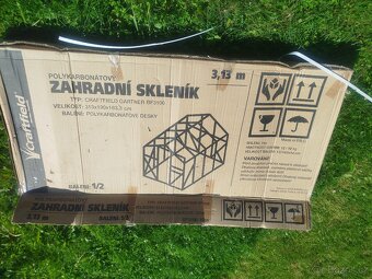 Polykarbonátový skleník 313x190x183,3cm - 4