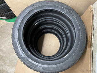 BRIDGESTONE BLIZZAK 6 235/45/18 98V XL FR DOT5024 - 4
