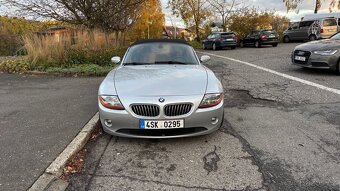 BMW Z4 3.0i manuál e85 - 4