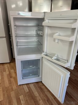 Lednice s mrazákem Liebherr (162) - 4