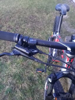 AUTHOR SOLUTION 29 - 4