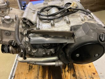 Motor Yamaha T-Max 500 - 4