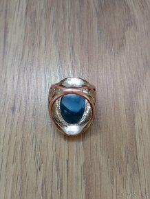 Starožitný prsten s modrým kamenem - stáří přes 130 let - 4