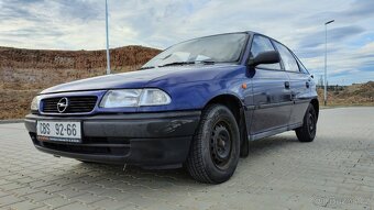 Opel Astra F 1.6 2001 - 4