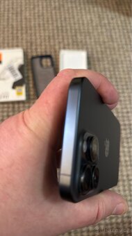 iPhone 15 pro Max - 4