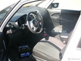 Kia Venga G4FA - 4
