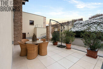 Prodej luxusní vily, pozemek 2276 m2, Praha Velká Chuchle - 4