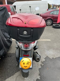 Piaggio Beverly 300 - 4