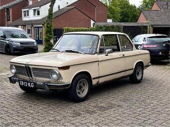 BMW e10 - 4