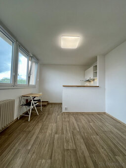 Pronájem bytu 1+kk, Spartakkovců, Poruba, 6800 Kč/měs, 23 m2 - 4